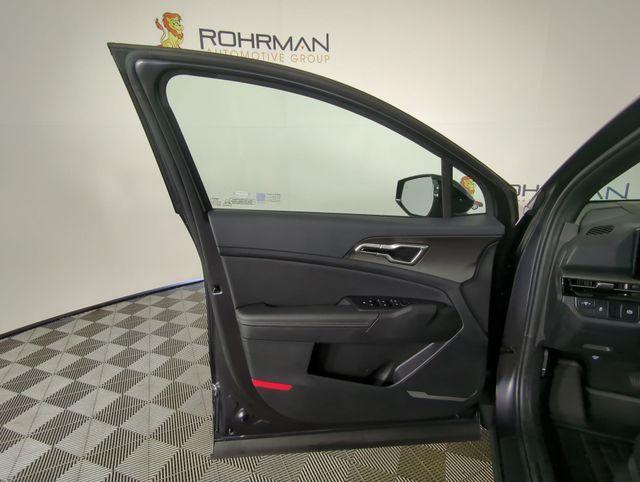 new 2026 Kia Sportage car, priced at $31,738