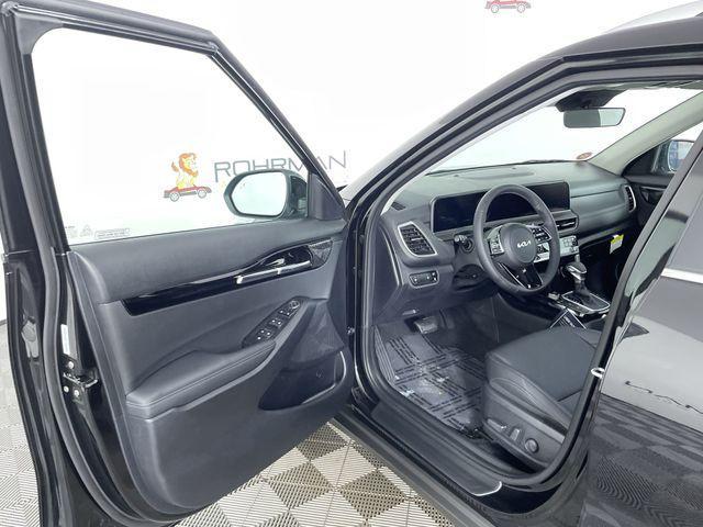 new 2026 Kia Seltos car, priced at $28,678