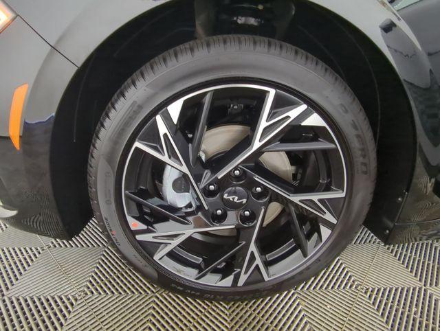 new 2026 Kia K5 car, priced at $29,501