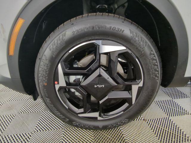 new 2026 Kia Sportage car, priced at $32,908