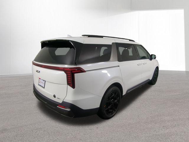 new 2026 Kia Carnival Hybrid car, priced at $50,749