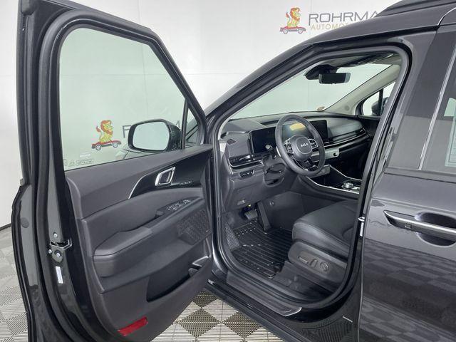 new 2026 Kia Carnival Hybrid car, priced at $51,810