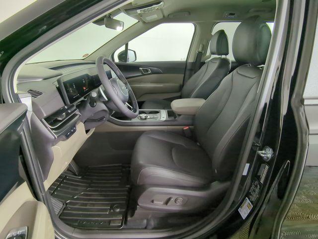 new 2026 Kia Carnival Hybrid car, priced at $40,944