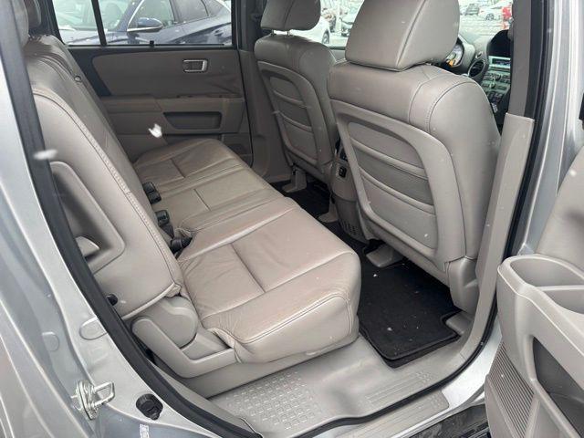 used 2010 Honda Pilot car, priced at $4,995