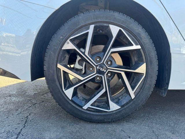 used 2025 Kia K5 car, priced at $27,978