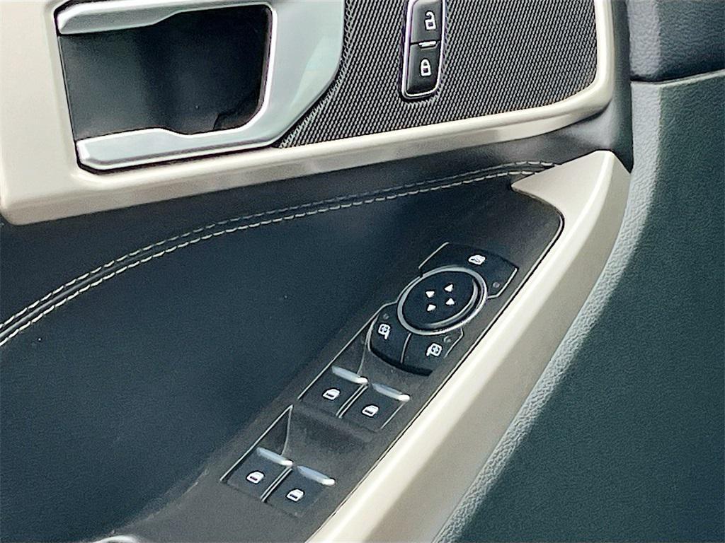 used 2023 Ford Explorer car, priced at $25,000