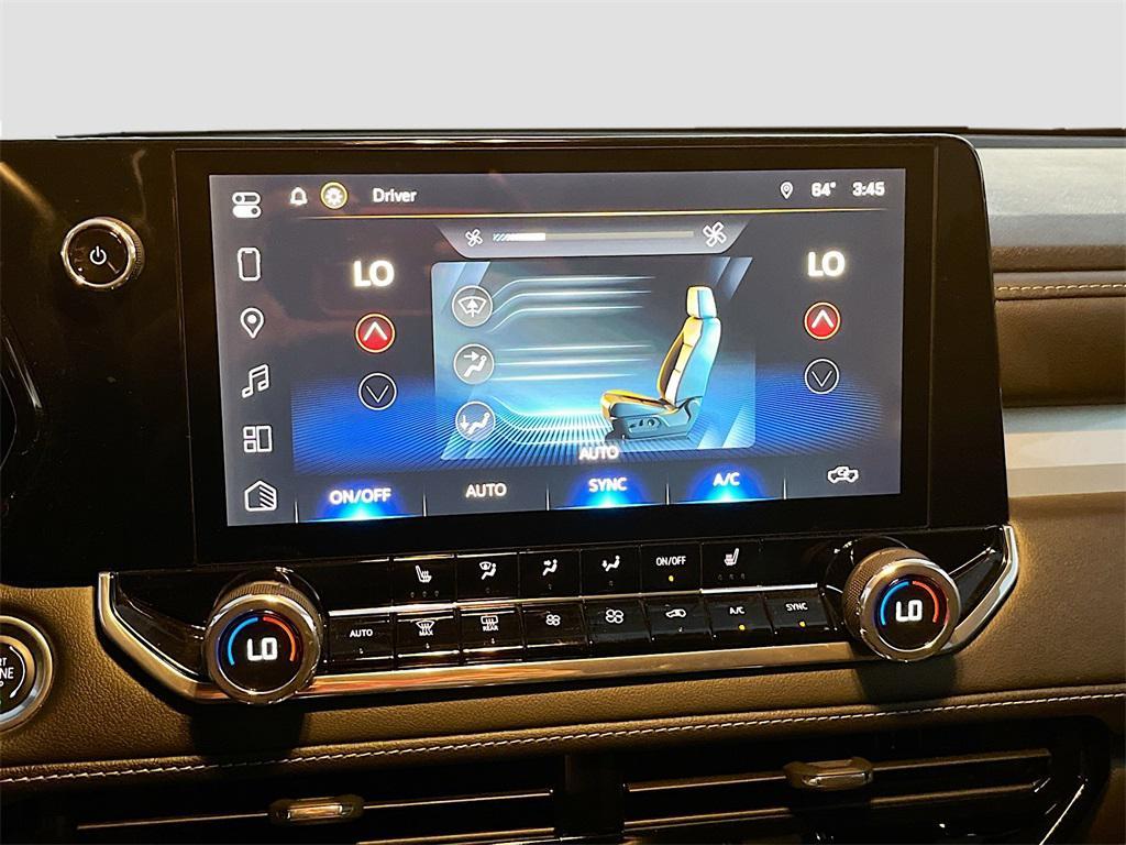 used 2024 Chevrolet Colorado car, priced at $27,100