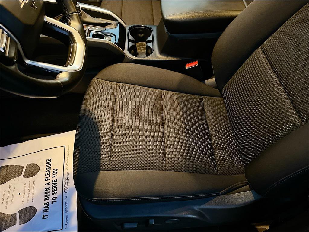 used 2024 Chevrolet Colorado car, priced at $27,100