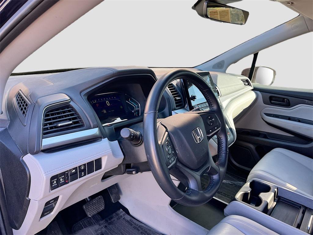 used 2024 Honda Odyssey car, priced at $31,400