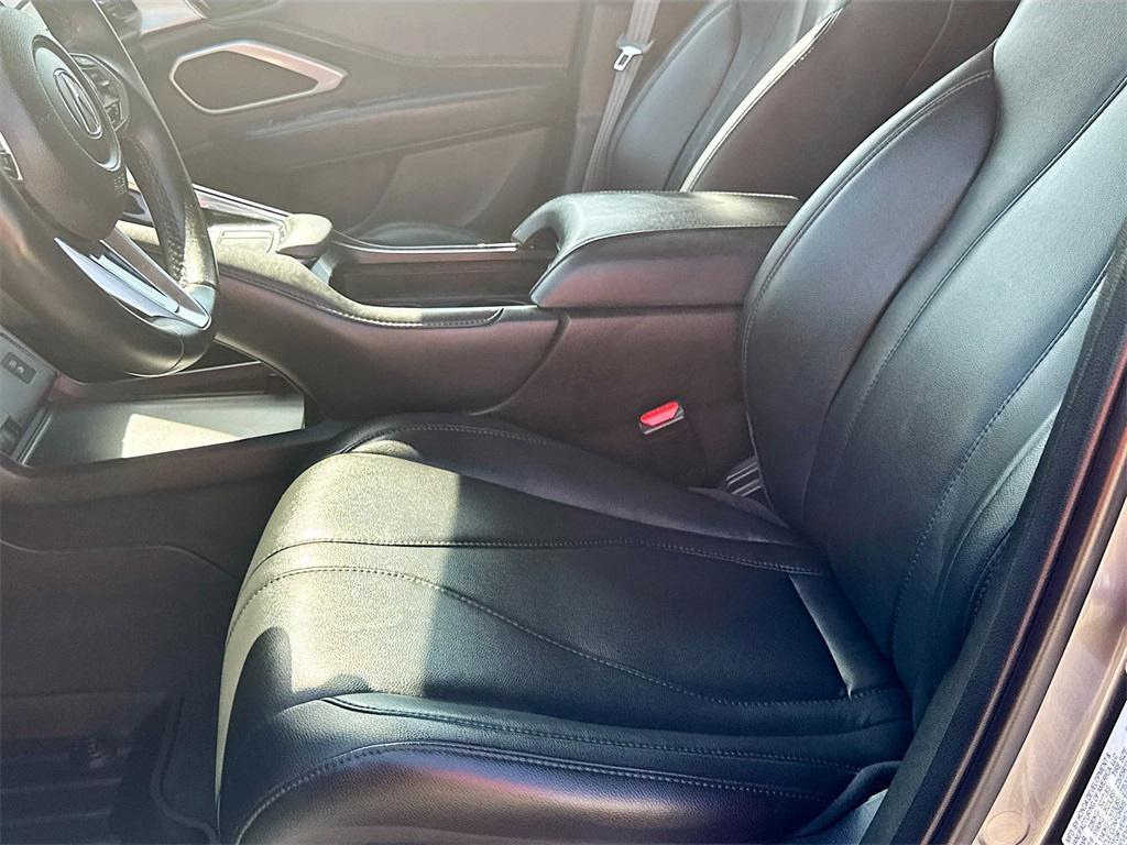 used 2024 Acura RDX car, priced at $31,200