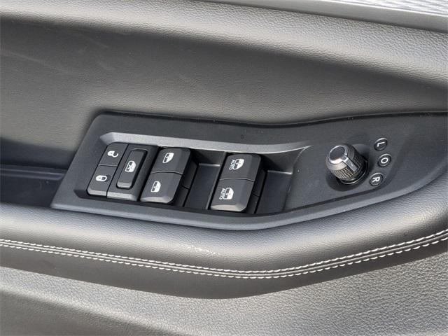 new 2025 Jeep Grand Cherokee car, priced at $36,529