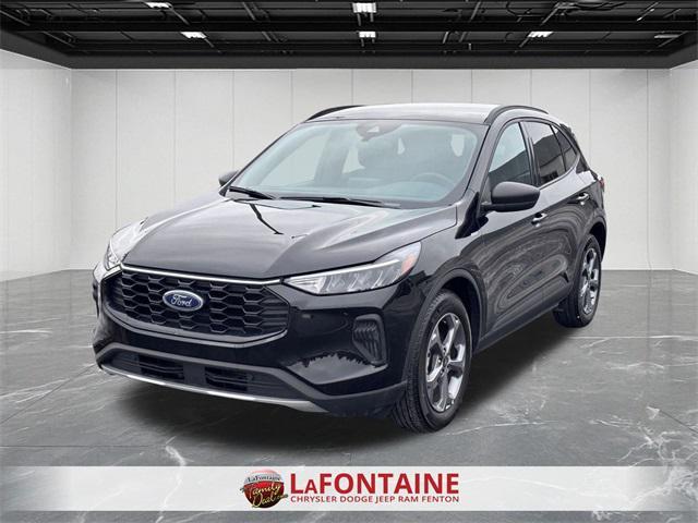 used 2025 Ford Escape car, priced at $23,588