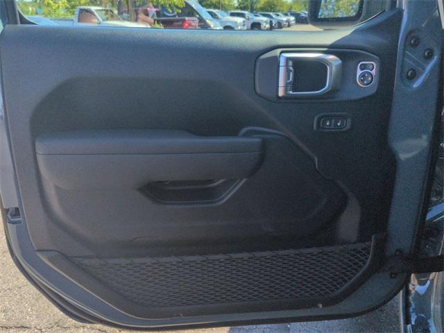 new 2025 Jeep Gladiator car, priced at $42,503