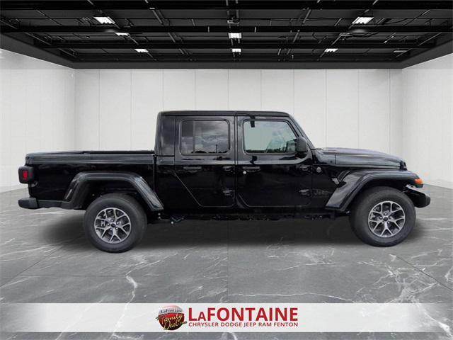new 2025 Jeep Gladiator car, priced at $42,503
