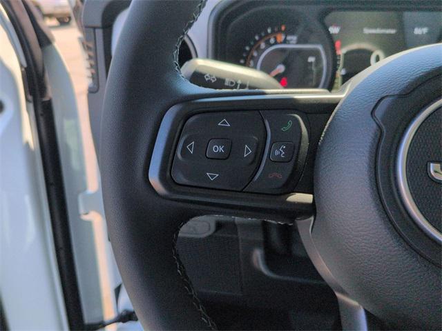 new 2025 Jeep Gladiator car, priced at $41,993