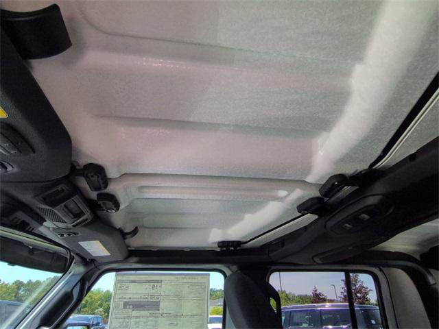 new 2025 Jeep Gladiator car, priced at $41,993