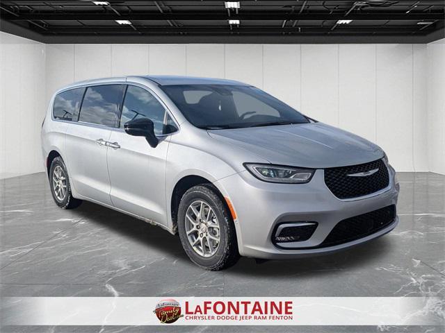 new 2026 Chrysler Pacifica car, priced at $40,493