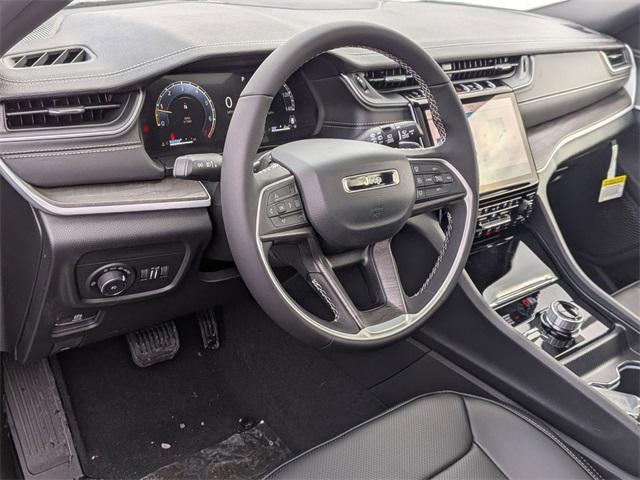 new 2025 Jeep Grand Cherokee car, priced at $42,831