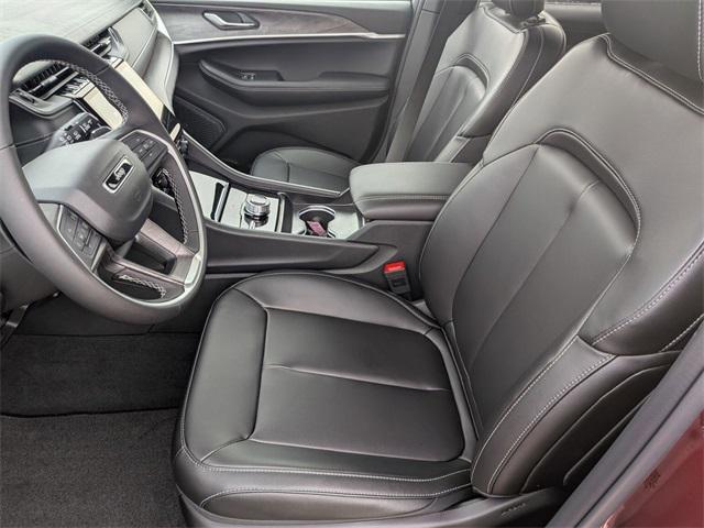 new 2025 Jeep Grand Cherokee car, priced at $38,224