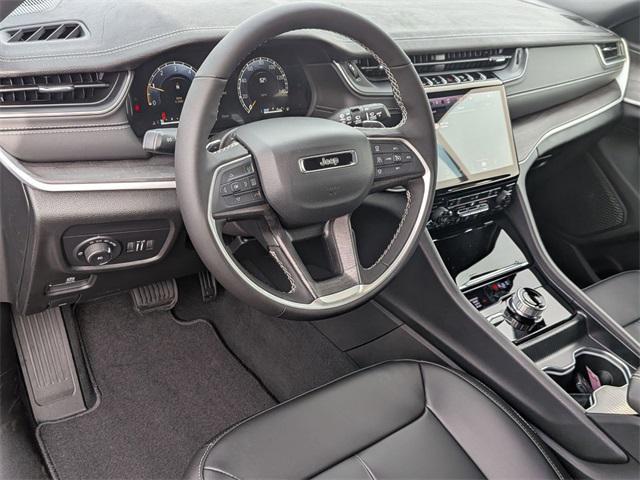 new 2025 Jeep Grand Cherokee car, priced at $38,224