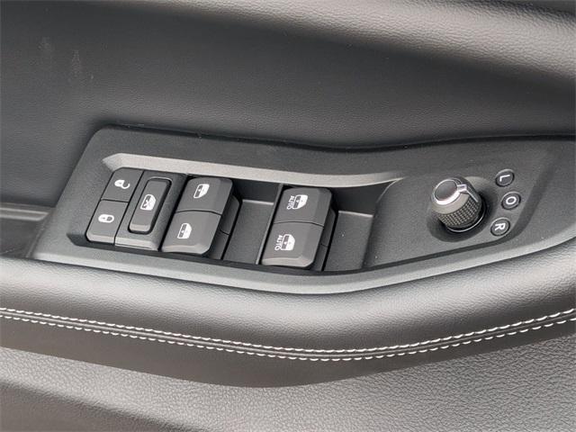 new 2025 Jeep Grand Cherokee car, priced at $38,529