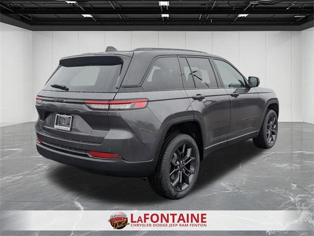 new 2025 Jeep Grand Cherokee car, priced at $43,558