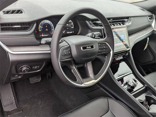new 2025 Jeep Grand Cherokee car, priced at $43,558