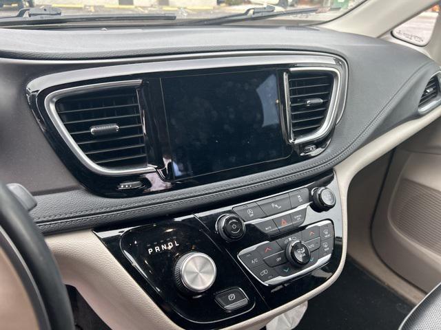 used 2019 Chrysler Pacifica car, priced at $16,777