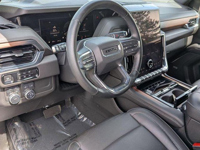 used 2025 GMC Yukon car, priced at $69,650