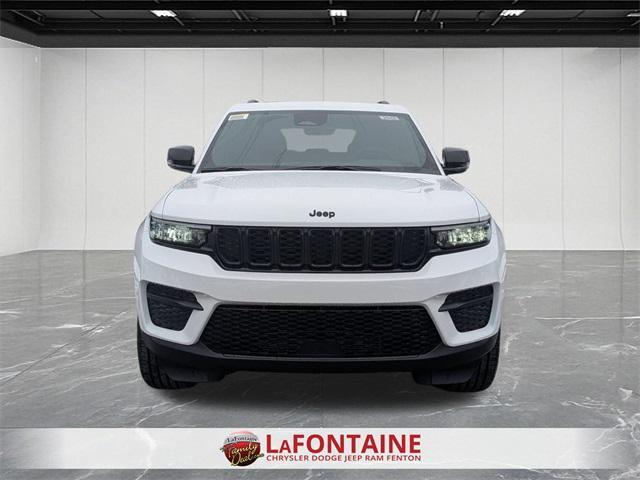 new 2025 Jeep Grand Cherokee car, priced at $38,019