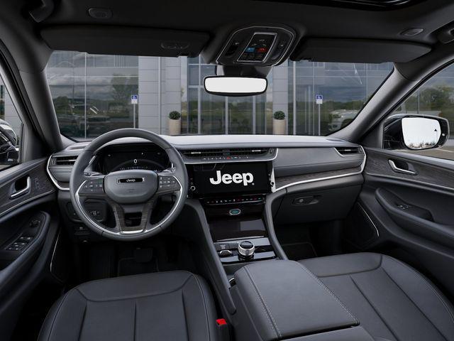 new 2026 Jeep Grand Cherokee car, priced at $45,708