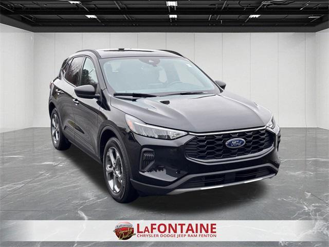 used 2025 Ford Escape car, priced at $22,911
