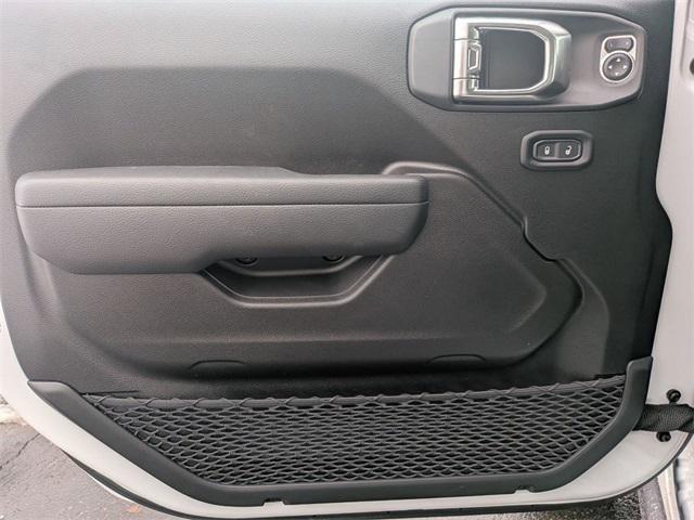 new 2026 Jeep Wrangler car, priced at $47,404