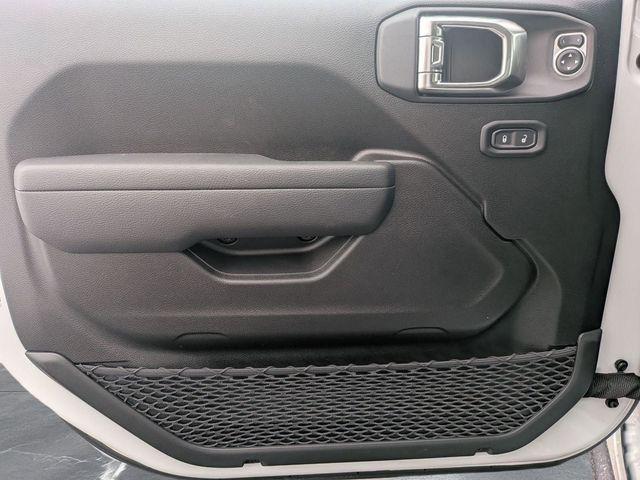 new 2026 Jeep Wrangler car, priced at $47,404