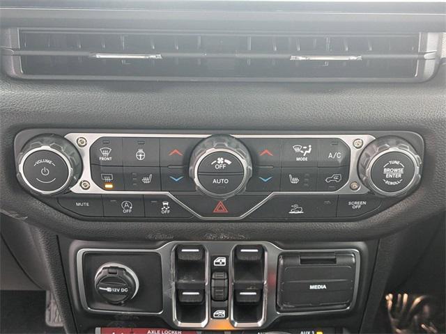 new 2026 Jeep Wrangler car, priced at $47,404