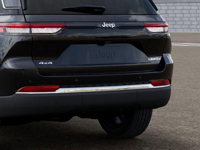 new 2026 Jeep Grand Cherokee car, priced at $43,403