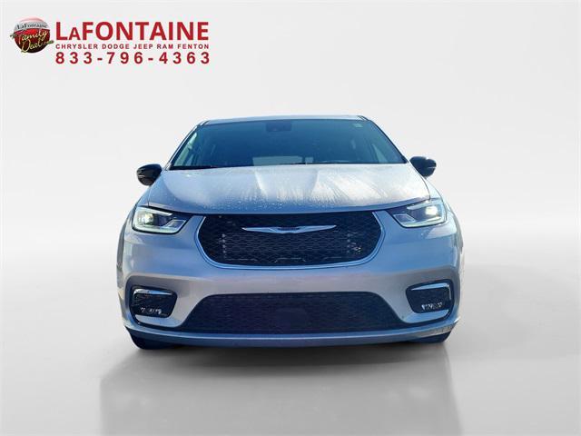 used 2024 Chrysler Pacifica car, priced at $30,588