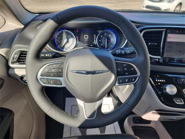 used 2024 Chrysler Pacifica car, priced at $30,588