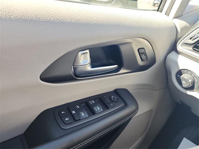 used 2024 Chrysler Pacifica car, priced at $30,588