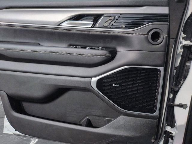 new 2026 Jeep Grand Wagoneer car, priced at $71,863