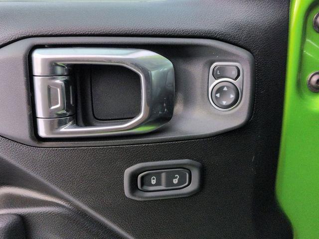 new 2026 Jeep Wrangler car, priced at $47,061