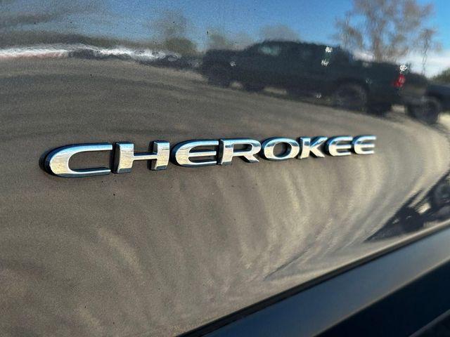 used 2019 Jeep Cherokee car, priced at $14,125