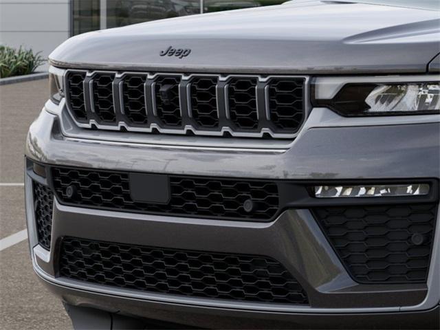 new 2026 Jeep Grand Cherokee car, priced at $51,399