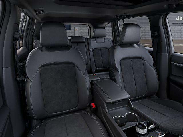 new 2026 Jeep Grand Cherokee car, priced at $42,089