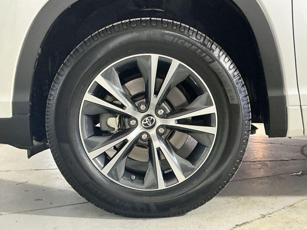 used 2018 Toyota Highlander car, priced at $17,000