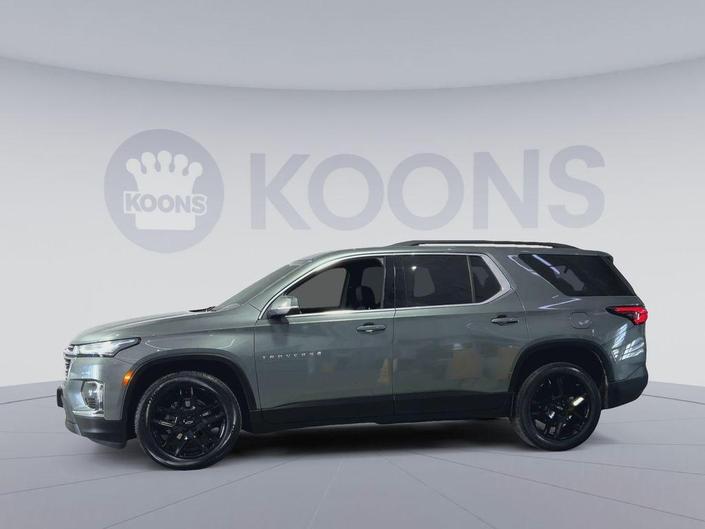 used 2023 Chevrolet Traverse car, priced at $32,500