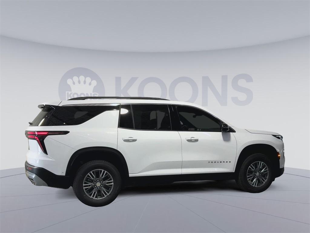new 2026 Chevrolet Traverse car, priced at $42,079
