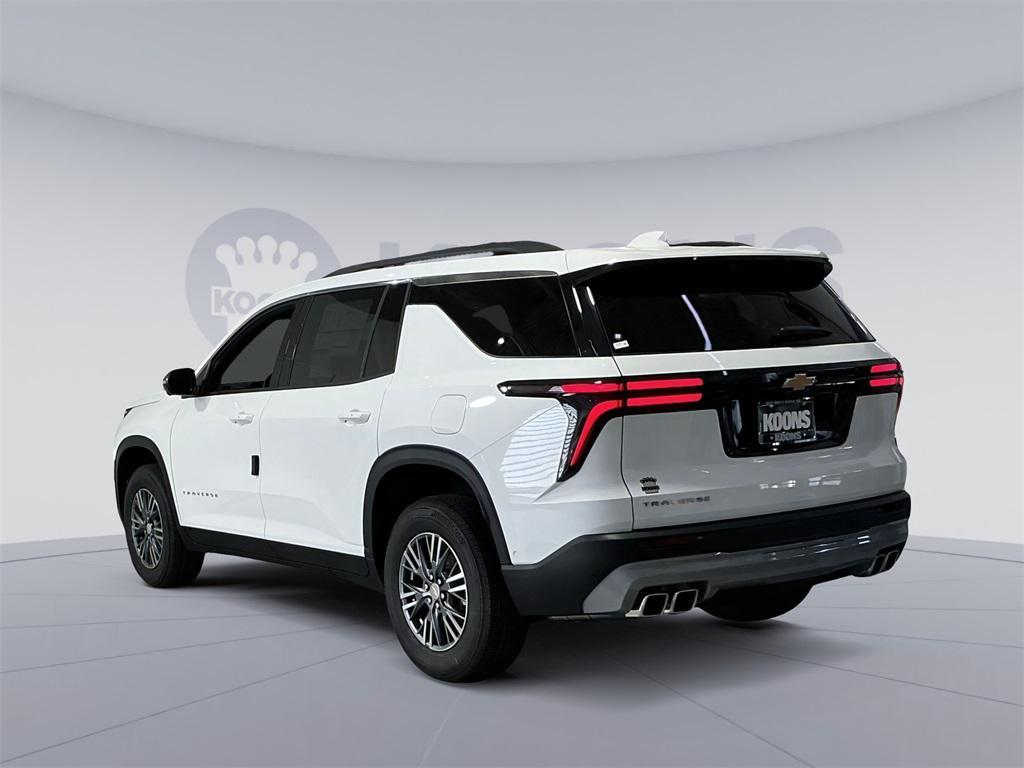 new 2026 Chevrolet Traverse car, priced at $42,079