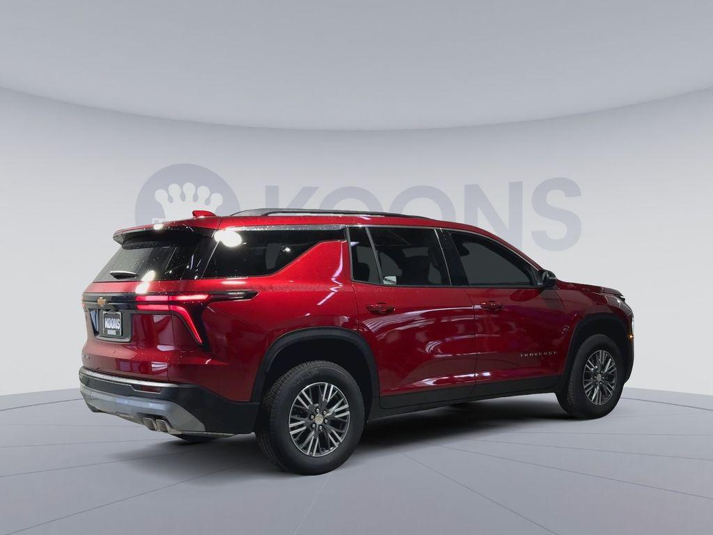 new 2026 Chevrolet Traverse car, priced at $43,335