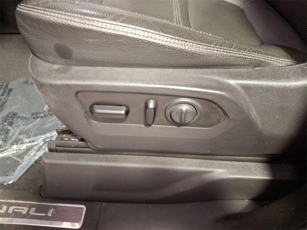 used 2019 GMC Sierra 1500 car, priced at $37,500